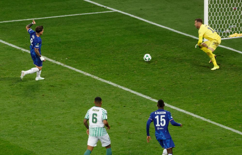 奎克利成队史首位真实命中率100%，且20+5+5的后卫